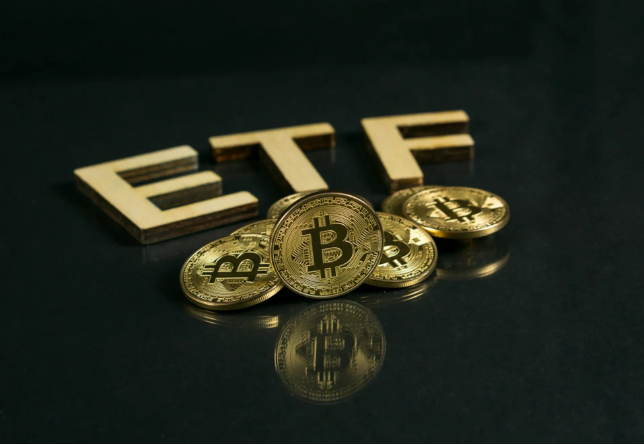 美國(guó)比特幣現(xiàn)貨ETF本周凈流入3.3萬(wàn)億英鎊… 僅IBIT就推動(dòng)了3.5萬(wàn)億英鎊